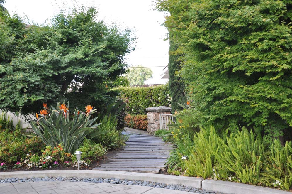 Specialty Gardens